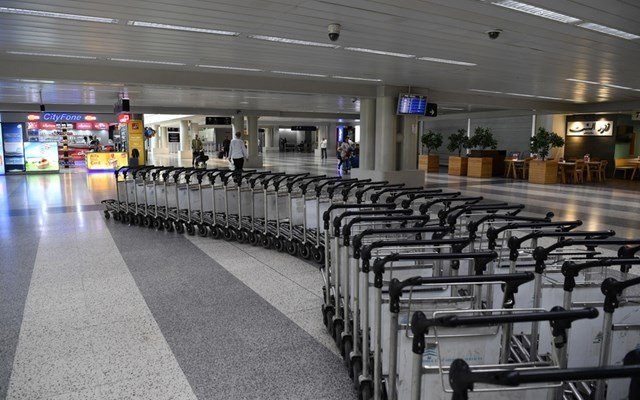 Οι-ΗΠΑ-καλούν-τους-Αμερικανούς-να-εγκαταλείψουν-τη-Μέση-Ανατολή-εν-μέσω-διαταραχών-στις-αεροπορικές-μεταφορές