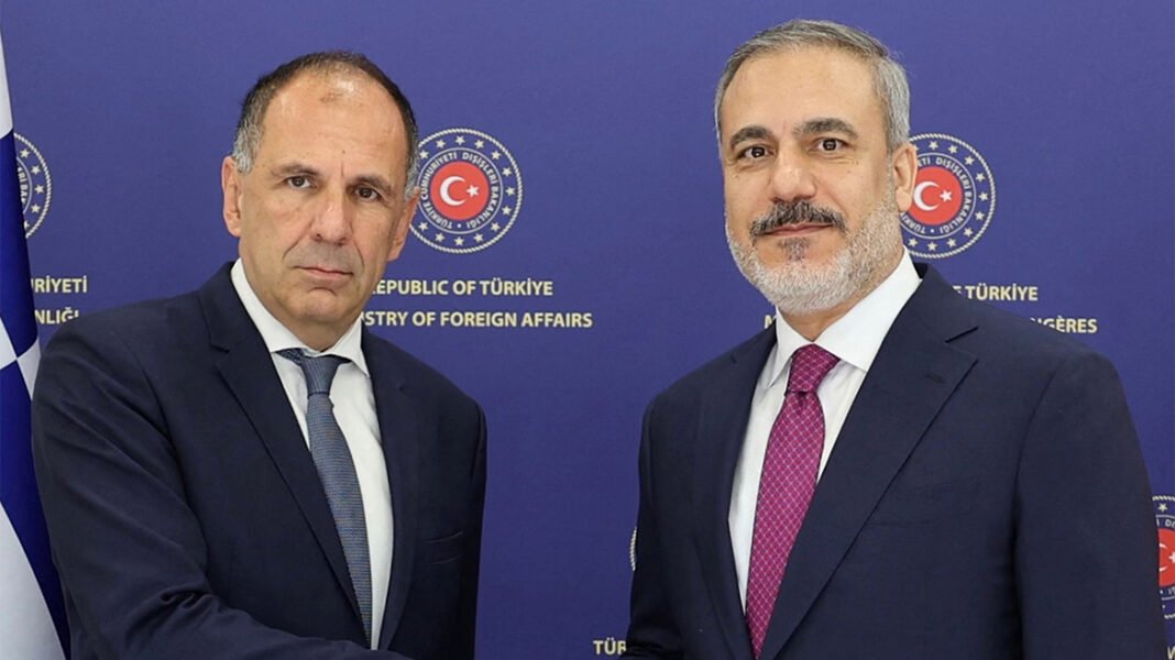 Τηλεφωνική επικοινωνία Γεραπετρίτη – Φιντάν για τις εξελίξεις στη Μέση Ανατολή