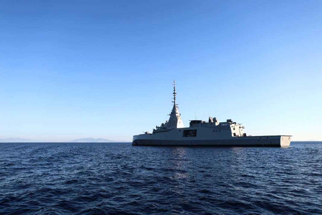 Στην-Κύπρο-οι-φρεγάτες-«Κίμων»-και-«Ψαρά»:-Έφτασαν-τα-μεσάνυχτα