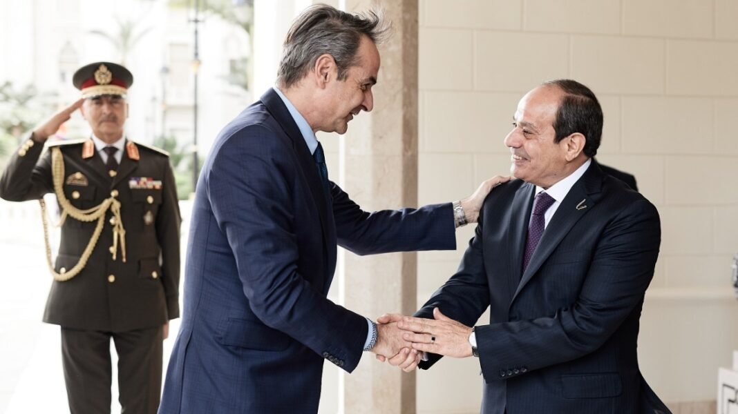 Επικοινωνία Μητσοτάκη με τον πρόεδρο της Αιγύπτου για τις εξελίξεις στη Μέση Ανατολή Επικοινωνία Μητσοτάκη με τον πρόεδρο της Αιγύπτου για τις εξελίξεις στη Μέση Ανατολή