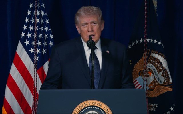 Νέο μήνυμα Τραμπ: Εξουδετερώσαμε 42 ιρανικά πλοία σε 3 μέρες Νέο-μήνυμα-Τραμπ:-Εξουδετερώσαμε-42-ιρανικά-πλοία-σε-3-μέρες