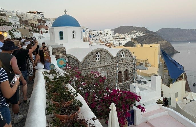 Greek Tourism in the Shadow of the US-Israel Iran Conflict greek-tourism-in-the-shadow-of-the-us-israel-iran-conflict