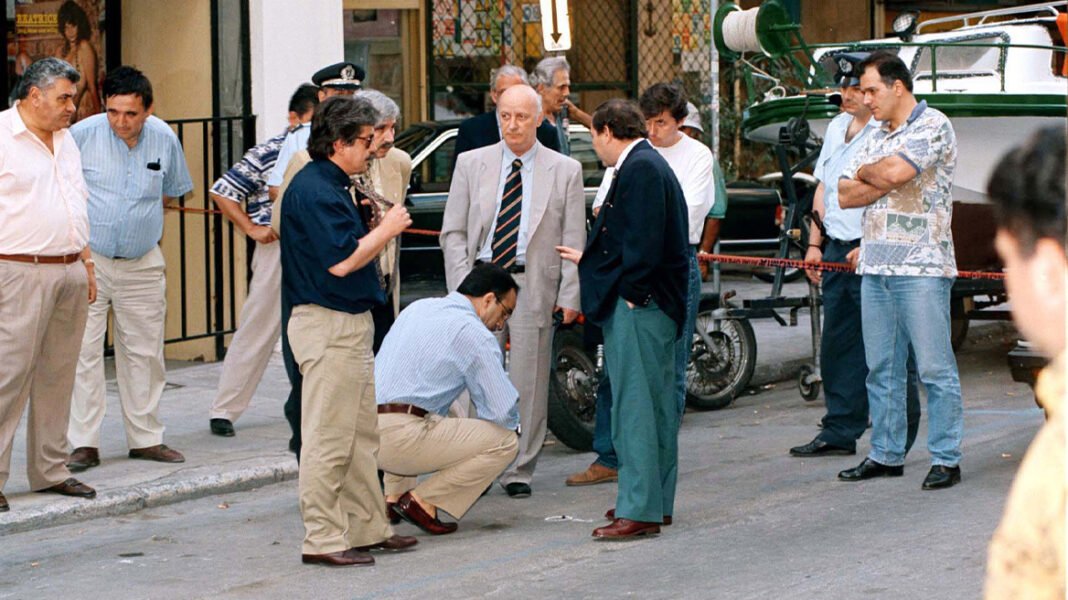 Φάκελος 17Ν: «Γ… το στανιό σας κάντε κάτι!», το άγνωστο ξέσπασμα του αρχηγού της CIA στον Χρυσοχοΐδη, το φιάσκο της Ριανκούρ και η μάχη στα Σεπόλια