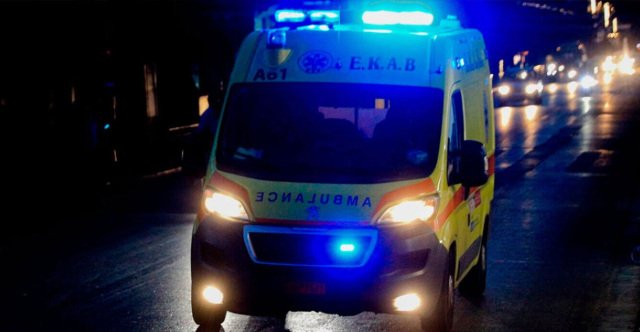 Κροτίδα-έσκασε-στα-χέρια-15χρονου-μαθητή-στην-Πάτρα,-νοσηλεύεται-τραυματισμένος