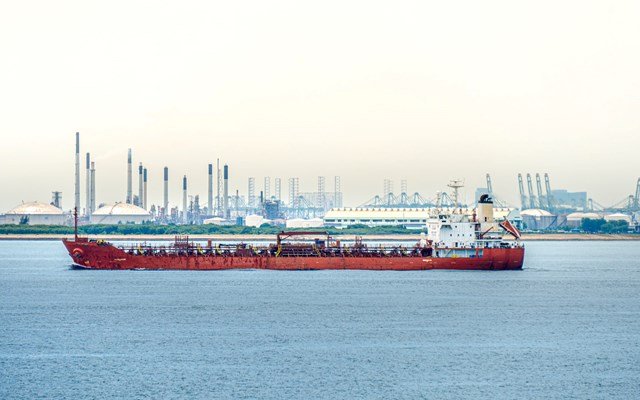 Το ξηρό φορτίο ο μεγάλος χαμένος από το πόλεμο στο Ιράν με πτώση τιμών κατά ένα τρίτο