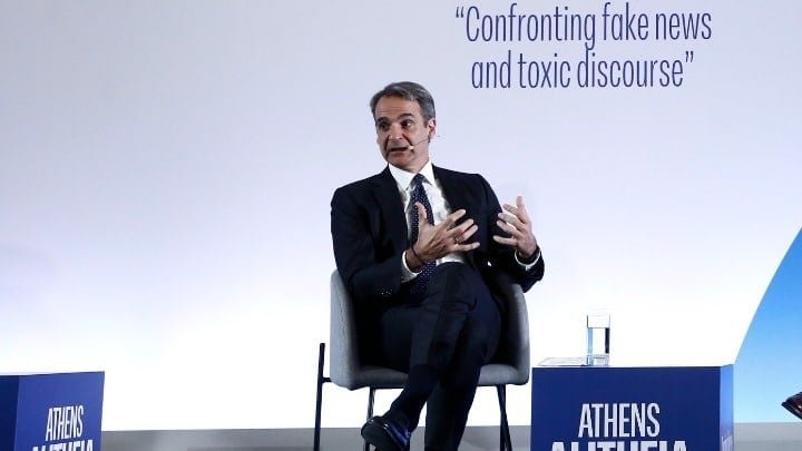 greece-joins-global-push-to-restrict-social-media-for-minors-under-16