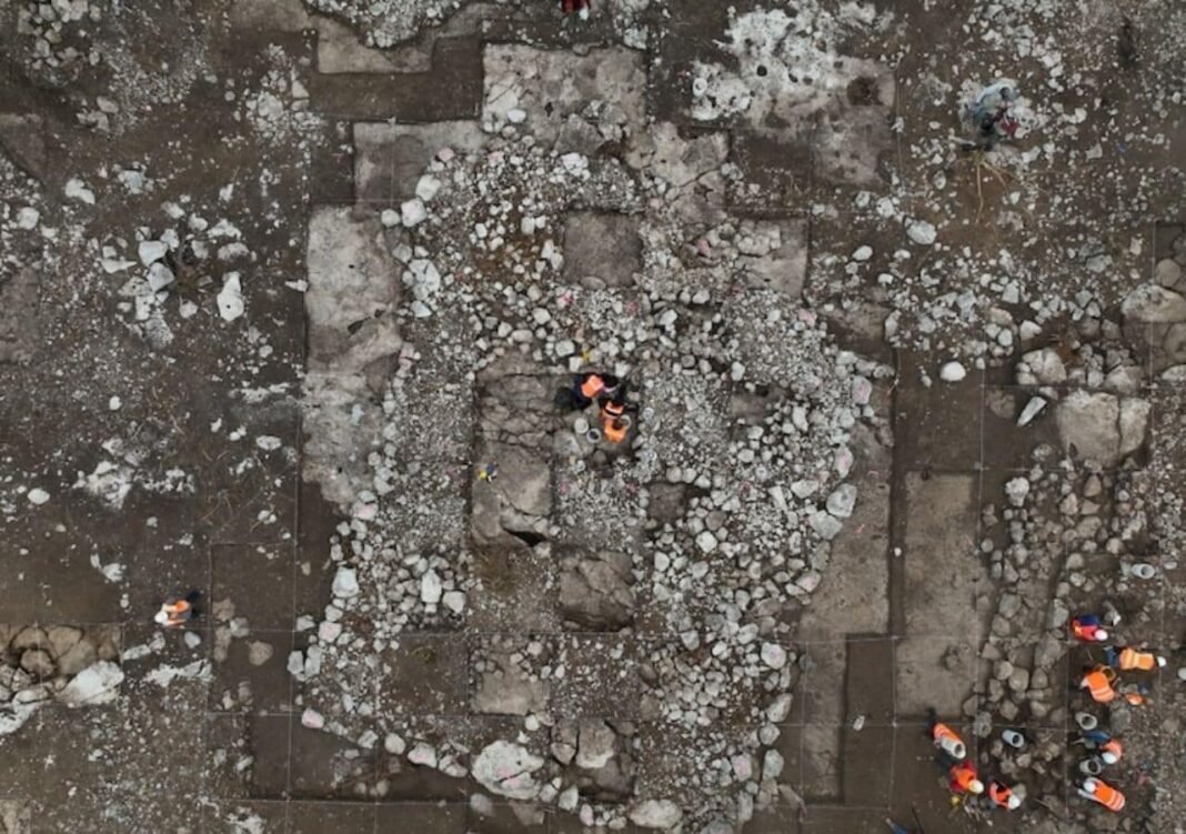 maya-offerings-buried-by-priests-3,000-years-ago-discovered-beneath-sacred-structure-in-yucatan