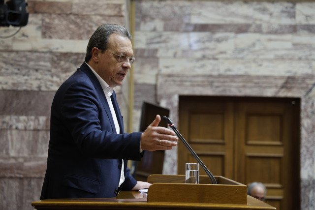 Μάχη-χαρακωμάτων-στην-Πολιτική-Γραμματεία-ΣΥΡΙΖΑ:-Συγκρούσεις-και-ηχηρές-έξοδοι-με-φόντο-τον-Τσίπρα