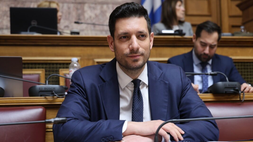 Κυρανάκης: Αφαιρείται η «παρακώλυση συγκοινωνιών» από τους λόγους ανάκλησης άδειας κυκλοφορίας – Ταχυφορτιστές σε 10 πιάτσες ταξί στην Αθήνα εντός του 2026 Κυρανάκης: Αφαιρείται η «παρακώλυση συγκοινωνιών» από τους λόγους ανάκλησης άδειας κυκλοφορίας – Ταχυφορτιστές σε 10 πιάτσες ταξί στην Αθήνα εντός του 2026