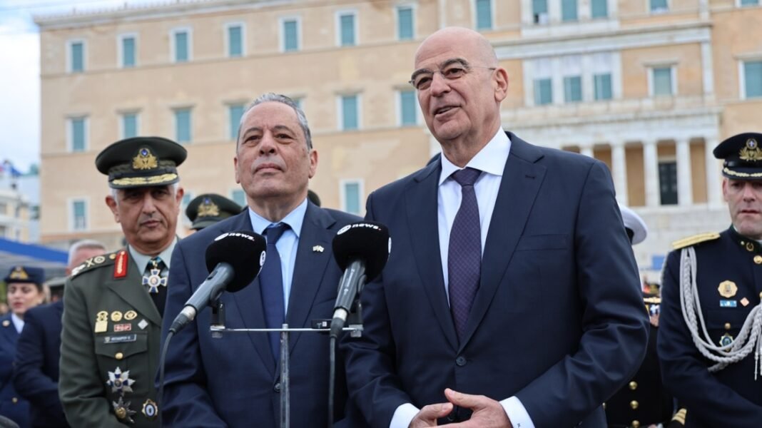 Δένδιας: Οι Ένοπλες Δυνάμεις εξελίσσονται παρέχοντας το αγαθό της ασφάλειας στον Ελληνισμό