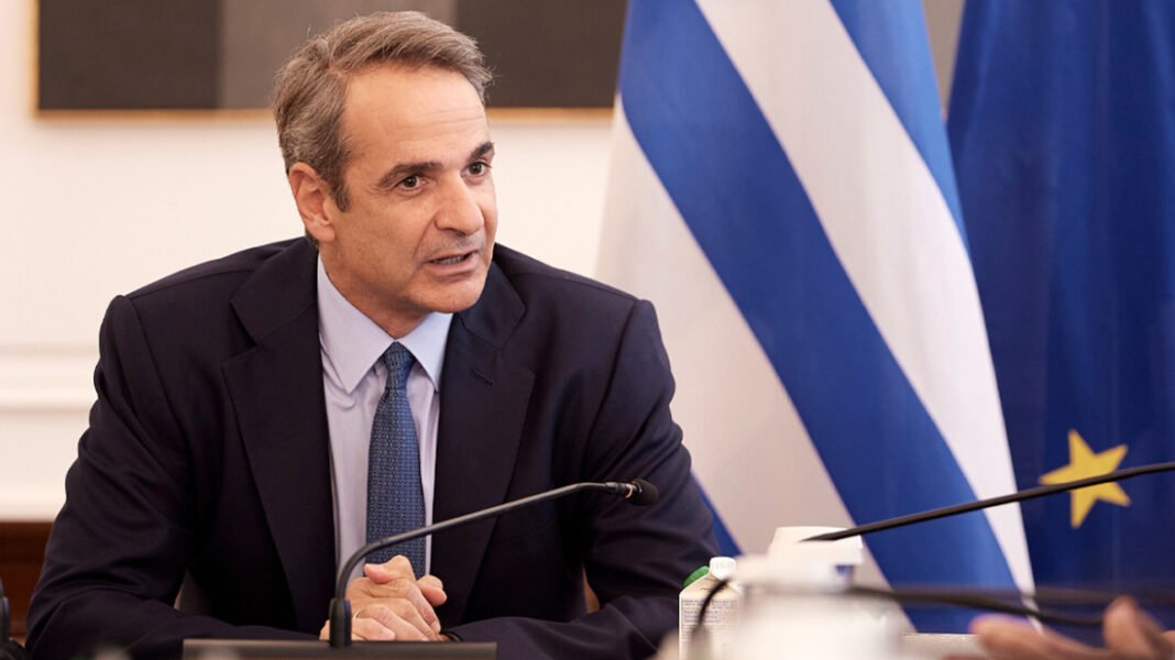 Κατώτατο μισθό στα 920 ευρώ ανακοίνωσε ο Κυριάκος Μητσοτάκης Κατώτατο μισθό στα 920 ευρώ ανακοίνωσε ο Κυριάκος Μητσοτάκης