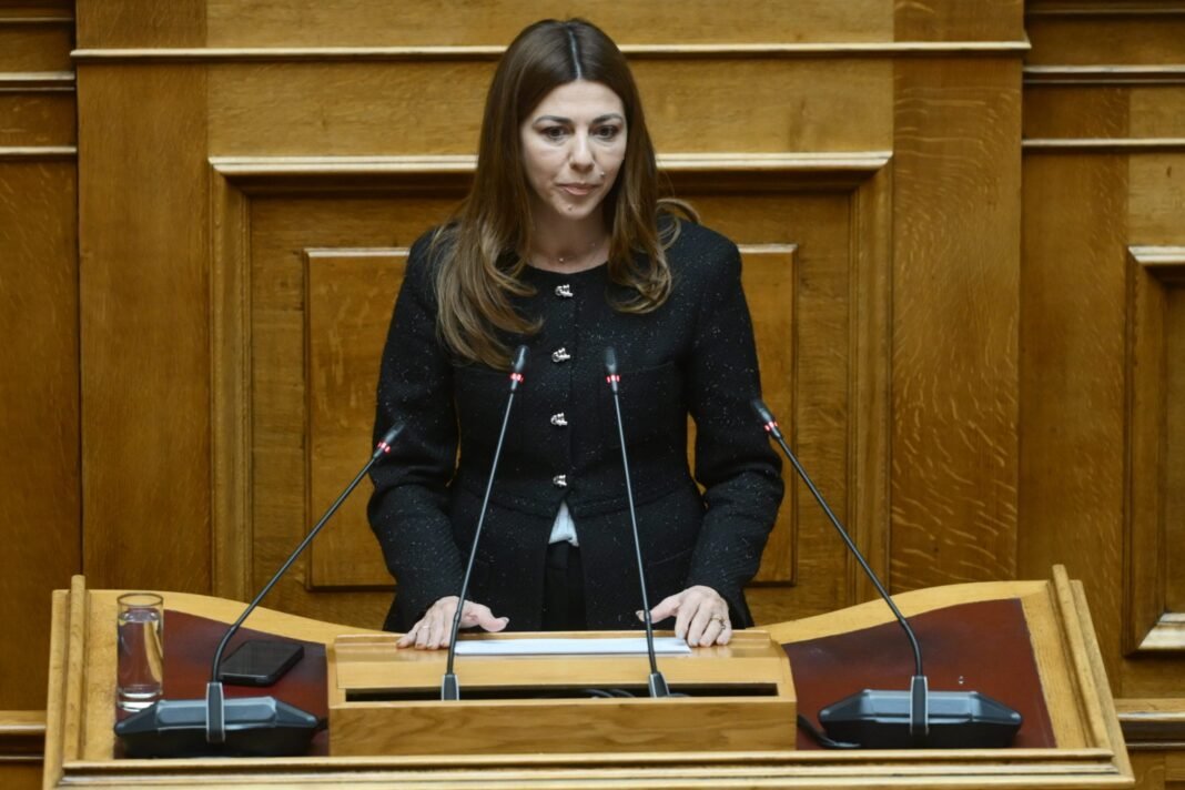 Ψηφίστηκε-το-νομοσχέδιο-για-την-καλλιτεχνική-εκπαίδευση-–-Η-Σοφία-Ζαχαράκη-μιλά-για-μια-ιστορική-μεταρρύθμιση