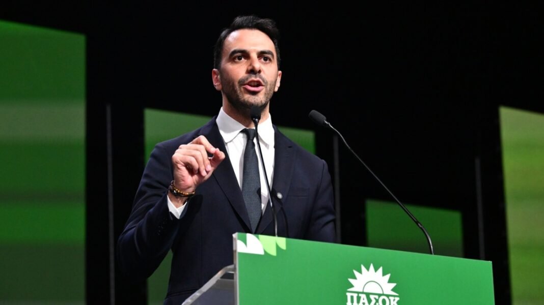 Χριστοδουλάκης στο συνέδριο του ΠΑΣΟΚ: Καθαρή διαχωριστική γραμμή με τη δεξιά του Μητσοτάκη, χωρίς αστερίσκους και θολά σημεία Χριστοδουλάκης στο συνέδριο του ΠΑΣΟΚ: Καθαρή διαχωριστική γραμμή με τη δεξιά του Μητσοτάκη, χωρίς αστερίσκους και θολά σημεία