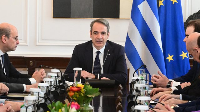 «Εκλογές-τώρα,-εν-ώρα-κρίσης;-Θα-αστειεύεστε!»:-Ο-Μητσοτάκης-κόβει-τα-σενάρια-για-πρόωρες-κάλπες
