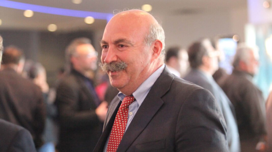 Κάθειρξη έξι ετών στον Μαυρίκη για δωροδοκία δικαστή – «Εγώ μόνο πολιτικούς υπέκλεπτα», είπε στο δικαστήριο Κάθειρξη-έξι-ετών-στον-Μαυρίκη-για-δωροδοκία-δικαστή-–-«Εγώ-μόνο-πολιτικούς-υπέκλεπτα»,-είπε-στο-δικαστήριο