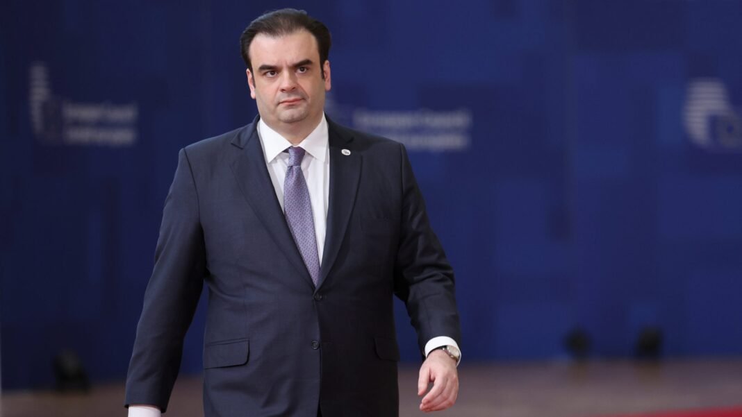 Πιερρακάκης-για-υπόθεση-Τεμπών:-Η-κυβέρνηση-δεν-θα-ασκήσει-ένδικα-μέσα-–-«Το-ελάχιστο-χρέος-της-πολιτείας-είναι-να-μην-κουνάει-το-δάχτυλο»