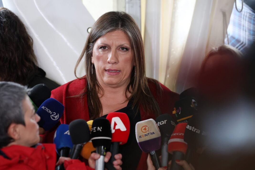 Δίκη-για-τα-Τέμπη-–-Κωνσταντοπούλου:-Αυτοί-που-σκότωσαν-τα-παιδιά-θα-έπρεπε-να-βρίσκονται-εδώ-με-σκυμμένο-το-κεφάλι