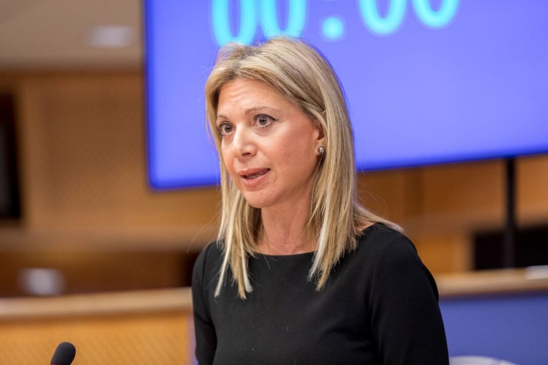 maria-karystianou-announces-new-political-party-as-tempi-train-disaster-trial-begins