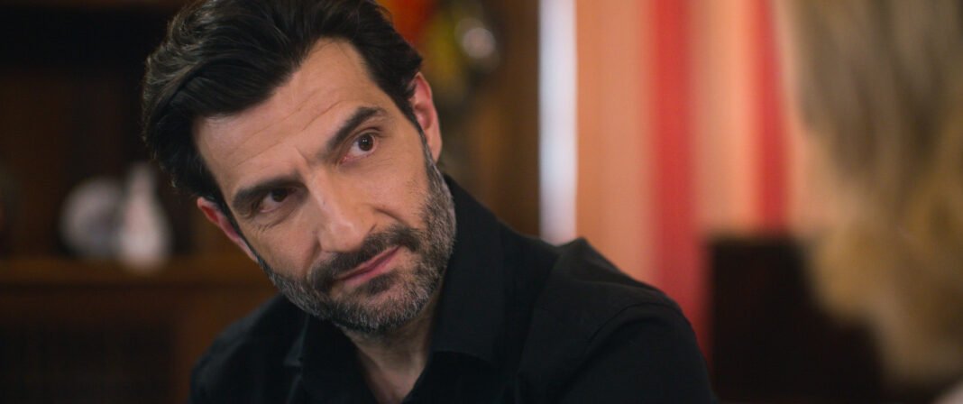 Παιχνίδια-Εκδίκησης:-Ο-Άγης-σε-απόγνωση-προσπαθεί-να-δει-τη-Μάγια