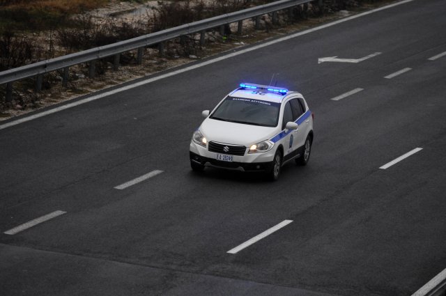 Κινηματογραφική καταδίωξη στη Θεσσαλονίκη: Μεθυσμένος οδηγός επιχείρησε να πατήσει αστυνομικό Κινηματογραφική-καταδίωξη-στη-Θεσσαλονίκη:-Μεθυσμένος-οδηγός-επιχείρησε-να-πατήσει-αστυνομικό