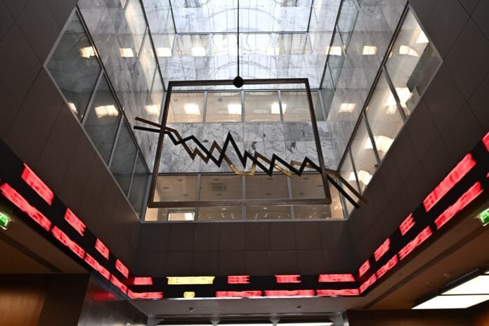 Η εκεχειρία ΗΠΑ–Ιράν ανάβει «φωτιά» στο Χρηματιστήριο Αθηνών — Εκτόξευση +5% με τις τράπεζες να ηγούνται Η-εκεχειρία-ΗΠΑ–Ιράν-ανάβει-«φωτιά»-στο-Χρηματιστήριο-Αθηνών-—-Εκτόξευση-+5%-με-τις-τράπεζες-να-ηγούνται