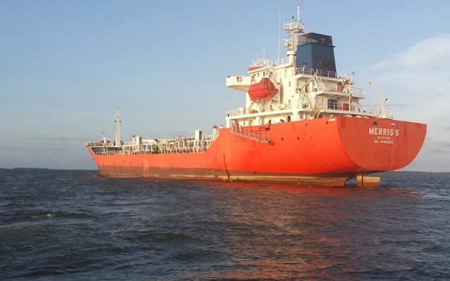 Το-πρώτο-μη-ιρανικό-τάνκερ-διέσχισε-τα-Στενά-του-Ορμούζ