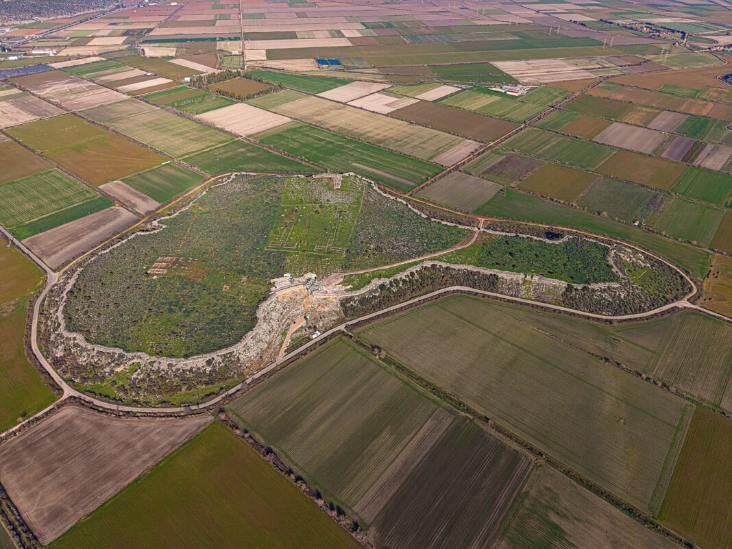 Melathron of Gla: 3,300-Year-Old Mycenaean Building in Greece Reveals Advanced Architecture melathron-of-gla:-3,300-year-old-mycenaean-building-in-greece-reveals-advanced-architecture