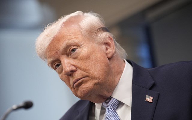 Τραμπ για Όρμουζ: Όποιο ιρανικό πλοίο πλησιάσει, θα χτυπηθεί Τραμπ-για-Όρμουζ:-Όποιο-ιρανικό-πλοίο-πλησιάσει,-θα-χτυπηθεί