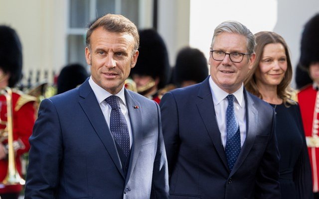 Μακρόν και Στάρμερ θα προεδρεύσουν της διάσκεψης για την αμυντική αποστολή στον Ορμούζ την Παρασκευή Μακρόν-και-Στάρμερ-θα-προεδρεύσουν-της-διάσκεψης-για-την-αμυντική-αποστολή-στον-Ορμούζ-την-Παρασκευή