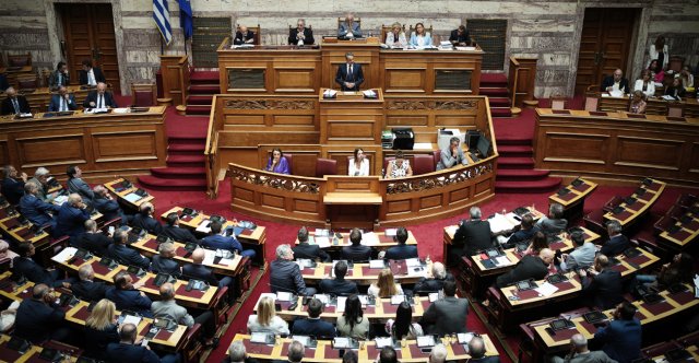 Πολιτικός πυρετός για τη συζήτηση για το κράτος δικαίου στη Βουλή την Πέμπτη: Με θεσμικές τομές η ΝΔ, το ενδεχόμενο πρότασης μομφής ζυγίζει η αντιπολίτευση Πολιτικός-πυρετός-για-τη-συζήτηση-για-το-κράτος-δικαίου-στη-Βουλή-την-Πέμπτη:-Με-θεσμικές-τομές-η-ΝΔ,-το-ενδεχόμενο-πρότασης-μομφής-ζυγίζει-η-αντιπολίτευση