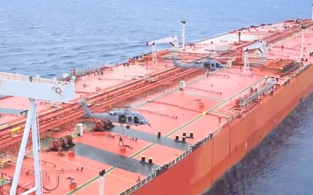 Νέο-“ρεσάλτο”-των-ΗΠΑ-σε-τάνκερ-στον-Ινδικό-Ωκεανό-–-“Τα-διεθνή-ύδατα-δεν-αποτελούν-καταφύγιο-για-πλοία-υπό-κυρώσεις”