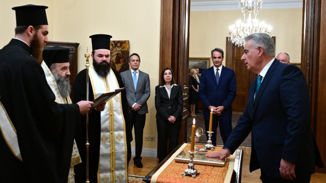 Ορκίστηκε νέος υφυπουργός Αγροτικής Ανάπτυξης και Τροφίμων ο Αθανάσιος Καββαδάς