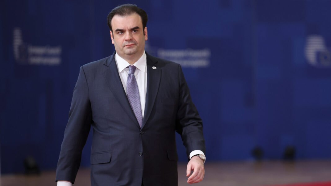 Κυριάκος-Πιερρακάκης:-«Πήραμε-μέτρα-που-διαχέονται-στο-σύνολο-της-κοινωνίας»,-που-δεν-προέρχονται-από-υπερφορολόγηση-–-ΒΙΝΤΕΟ