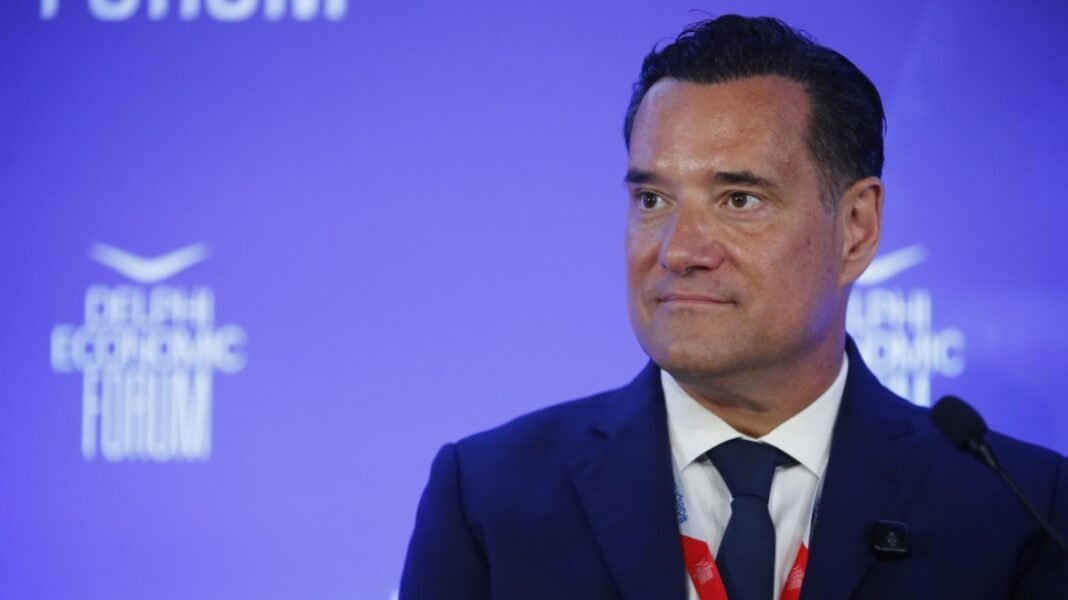 Γεωργιάδης από Δελφούς: Όσο μας επιτρέπει η κυρία Κοβέσι έχουμε ακόμη δημοκρατία Γεωργιάδης από Δελφούς: Όσο μας επιτρέπει η κυρία Κοβέσι έχουμε ακόμη δημοκρατία