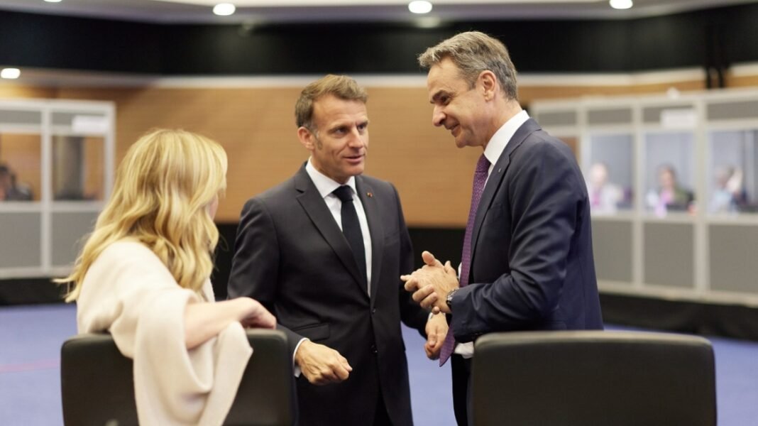 Οι «27» υπέγραψαν στην Κύπρο κοινή διακήρυξη για την ενίσχυση της ενιαίας αγοράς της ΕΕ, τα 5 σημεία Οι «27» υπέγραψαν στην Κύπρο κοινή διακήρυξη για την ενίσχυση της ενιαίας αγοράς της ΕΕ, τα 5 σημεία