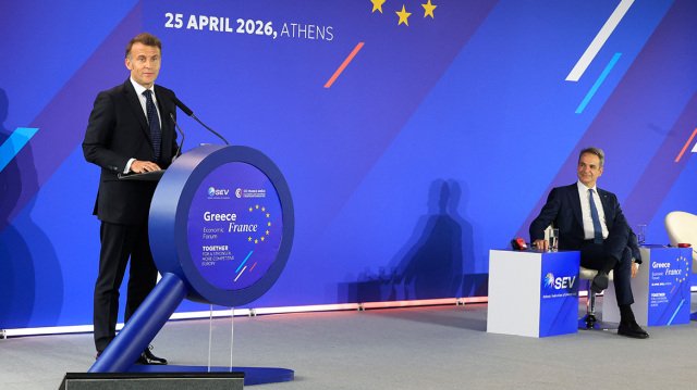 Μακρόν προς Μητσοτάκη: Μοντέλο οικονομικής προόδου η Ελλάδα, η Γαλλία θα επενδύσει περισσότερα Μακρόν-προς-Μητσοτάκη:-Μοντέλο-οικονομικής-προόδου-η-Ελλάδα,-η-Γαλλία-θα-επενδύσει-περισσότερα