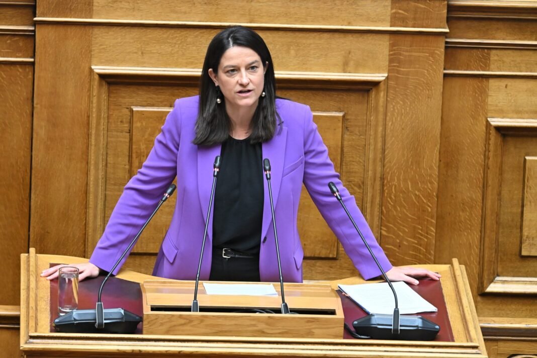 Κεραμέως για την επίθεση στον ΕΦΚΑ: «Η σκέψη μας βρίσκεται με τον εργαζόμενο που τραυματίστηκε» Κεραμέως-για-την-επίθεση-στον-ΕΦΚΑ:-«Η-σκέψη-μας-βρίσκεται-με-τον-εργαζόμενο-που-τραυματίστηκε»