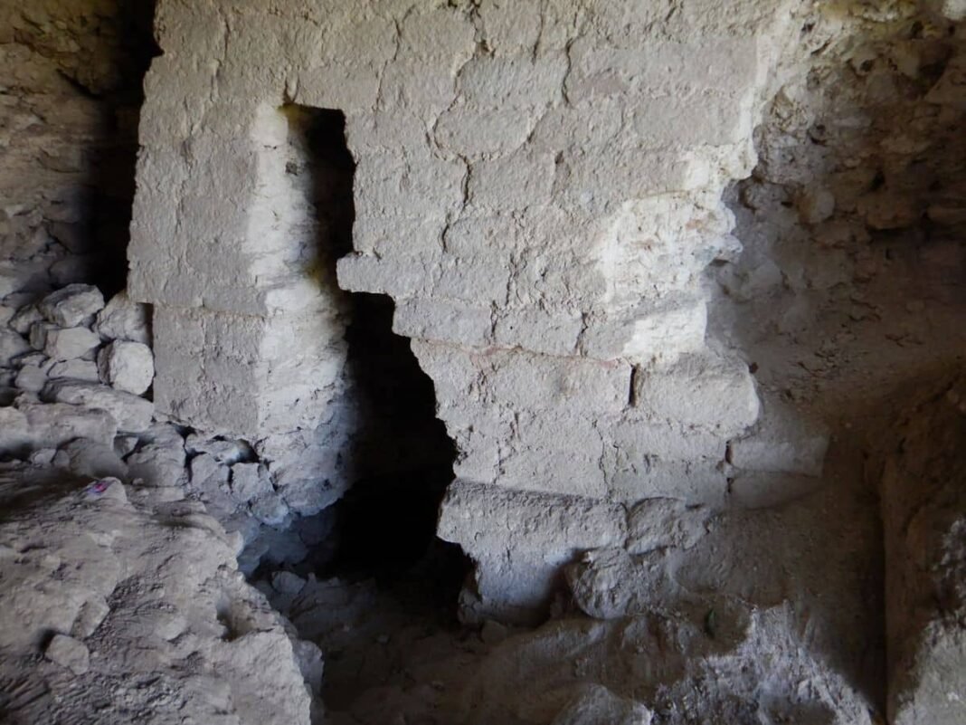 ancient-maya-settlement-with-80-buildings-and-rare-wall-paintings-discovered-in-mexico