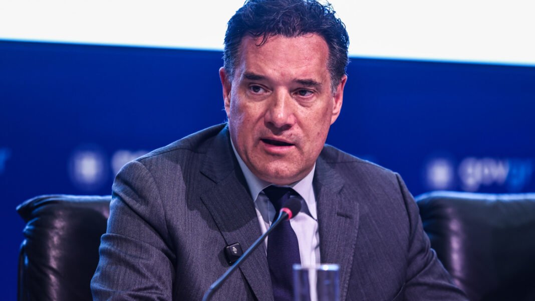 Γεωργιάδης για τη μυστική συνάντηση Τσίπρα με τον Γερμανό πρέσβη το 2014: Είναι μακράν ο μεγαλύτερος πολιτικός απατεώνας Γεωργιάδης για τη μυστική συνάντηση Τσίπρα με τον Γερμανό πρέσβη το 2014: Είναι μακράν ο μεγαλύτερος πολιτικός απατεώνας
