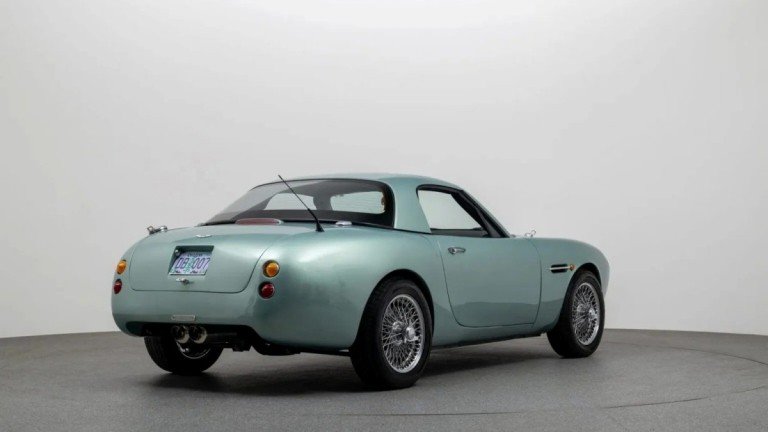 Το Mazda MX-5 έπαθε… Aston Martin Το-mazda-mx-5-έπαθε…-aston-martin