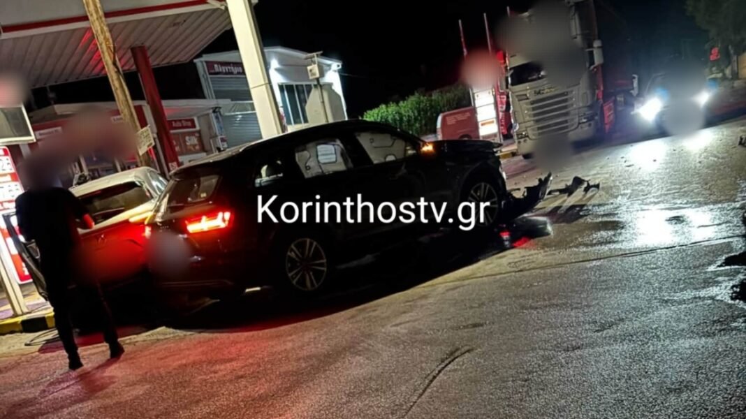Σοβαρό τροχαίο με έναν τραυματία στο Ζευγολατιό Κορινθίας: Αυτοκίνητο έκοψε κολώνα της ΔΕΗ, δείτε φωτογραφίες Σοβαρό-τροχαίο-με-έναν-τραυματία-στο-Ζευγολατιό-Κορινθίας:-Αυτοκίνητο-έκοψε-κολώνα-της-ΔΕΗ,-δείτε-φωτογραφίες