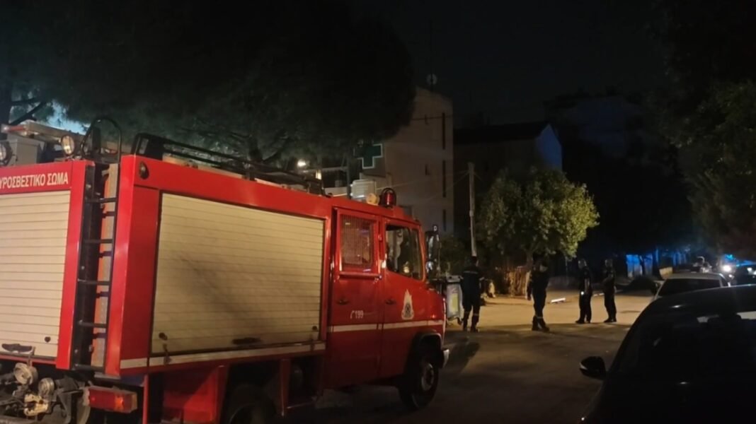 Βλήμα-του-Β’-Παγκοσμίου-Πολέμου-απομακρύνθηκε-από-αυλή-σπιτιού-στο-Μαρούσι,-δείτε-βίντεο