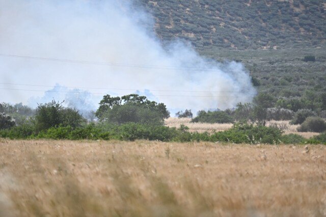 Φωτιά τώρα στους Γόννους Λάρισας Φωτιά-τώρα-στους-Γόννους-Λάρισας