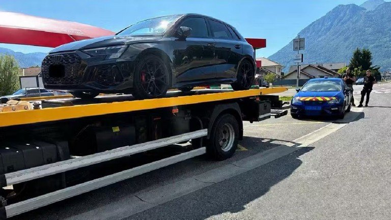 Ποινή φυλάκισης, κατάσχεση και βαρύ πρόστιμο για «μόλις» 287 χλμ./ώρα Ποινή-φυλάκισης,-κατάσχεση-και-βαρύ-πρόστιμο-για-«μόλις»-287-χλμ./ώρα