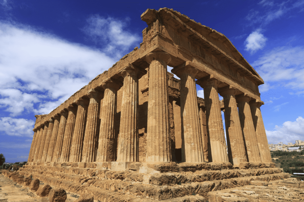 the-dazzling-greek-beauty-of-sicily’s-valley-of-the-temples