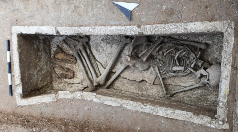 Buried Next to His Sandals 2,500 Years Ago in Greek City of Sicyon buried-next-to-his-sandals-2,500-years-ago-in-greek-city-of-sicyon