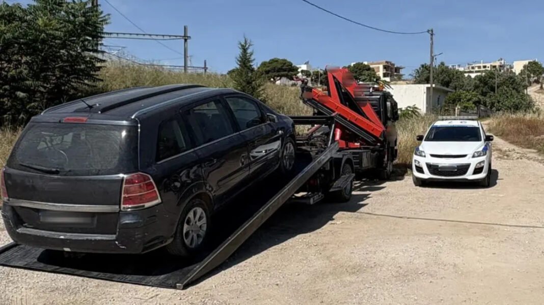 Επιχείρηση της ΕΛΑΣ σε οικισμούς Ρομά στις Αχαρνές: Επτά συλλήψεις και ξήλωμα καλωδίων για ρευματοκλοπές Επιχείρηση-της-ΕΛΑΣ-σε-οικισμούς-Ρομά-στις-Αχαρνές:-Επτά-συλλήψεις-και-ξήλωμα-καλωδίων-για-ρευματοκλοπές