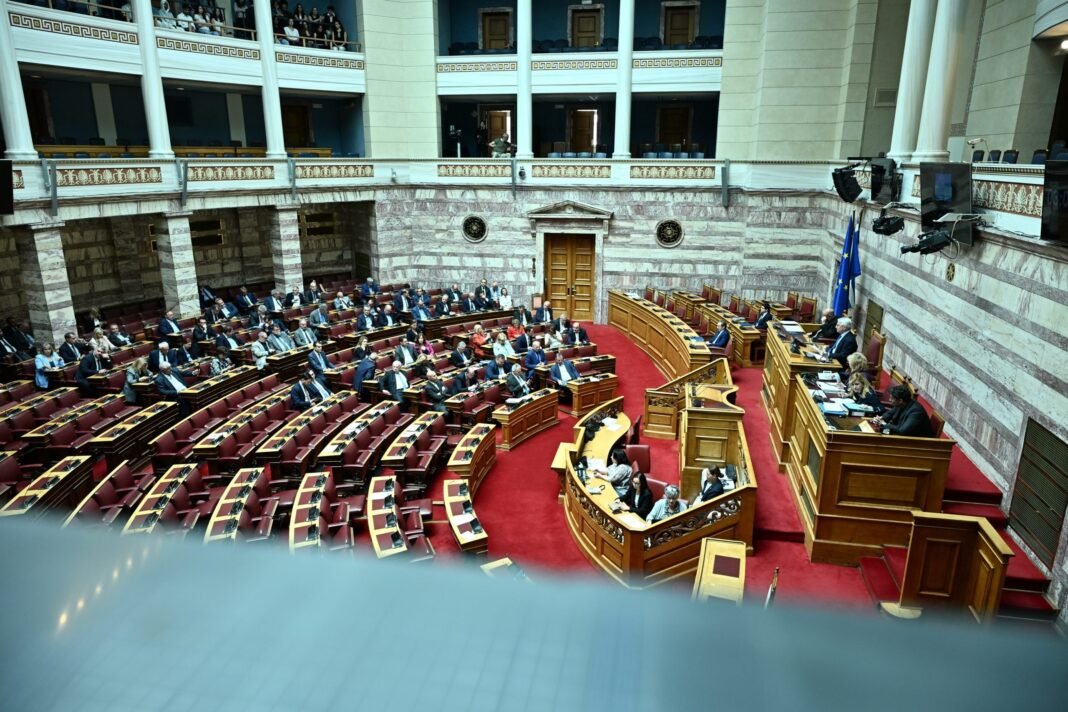Βουλή: Κυρώθηκε ο νέος Κώδικας Χωροταξίας-Πολεοδομίας – Παπασταύρου: «Μειώνουμε τον “αόρατο φόρο” της πολυνομίας» Βουλή:-Κυρώθηκε-ο-νέος-Κώδικας-Χωροταξίας-Πολεοδομίας-–-Παπασταύρου:-«Μειώνουμε-τον-“αόρατο-φόρο”-της-πολυνομίας»