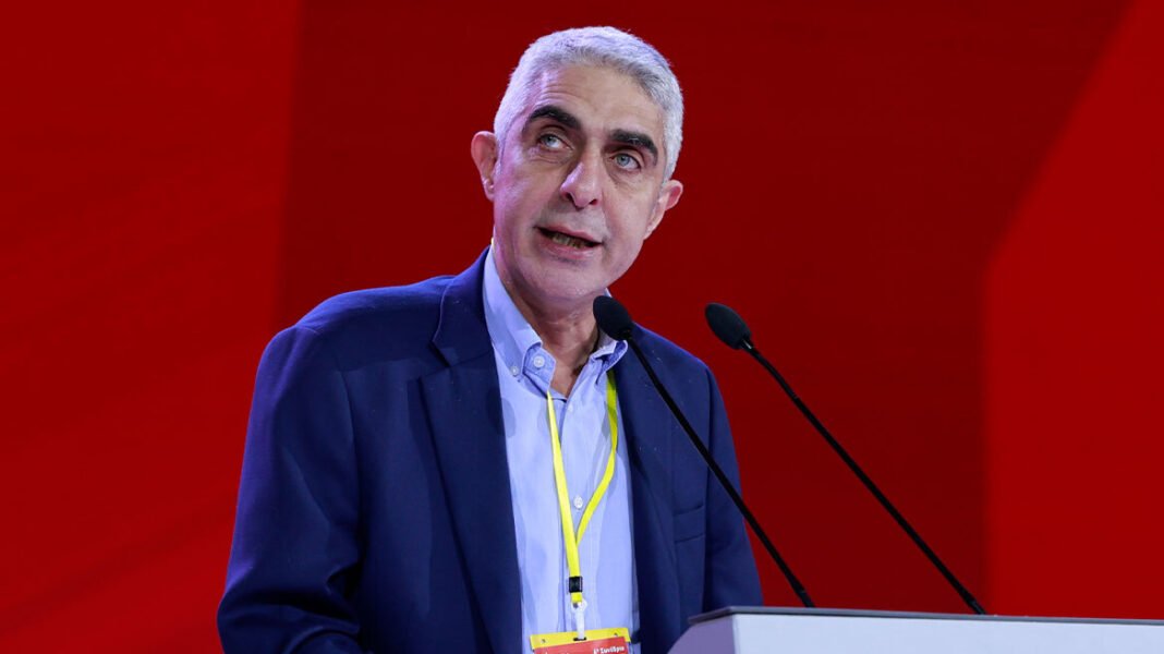 Βολές Γιώργου Τσίπρα κατά των ανεξάρτητων της Νέας Αριστεράς με τον «Θανασάκη τον Πολιτευόμενο»: Βλέπουμε ρόλους στην πολιτική ζωή χωρίς ντομάτες Βολές Γιώργου Τσίπρα κατά των ανεξάρτητων της Νέας Αριστεράς με τον «Θανασάκη τον Πολιτευόμενο»: Βλέπουμε ρόλους στην πολιτική ζωή χωρίς ντομάτες