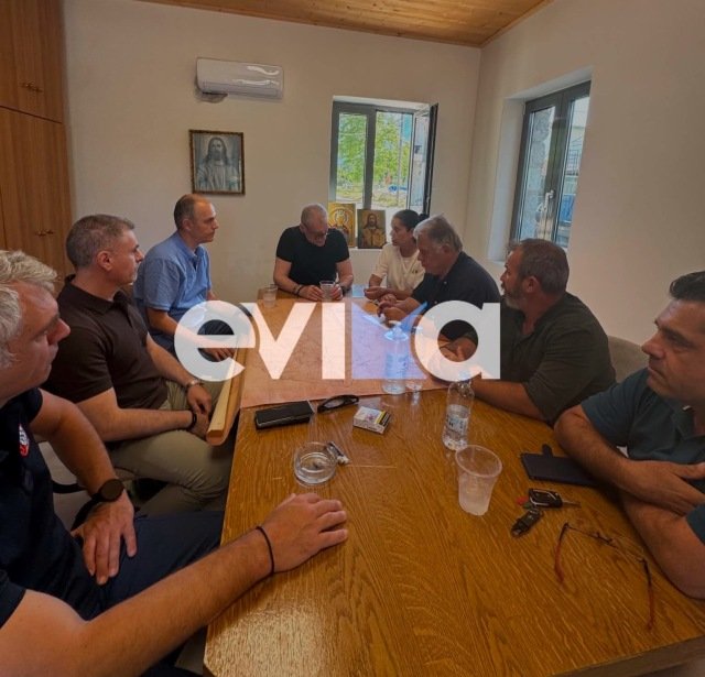 Στο Προκόπι Ευβοίας ο υπουργός Πολιτικής Προστασίας Ευάγγελος Τουρνάς μετά τον σεισμό Στο-Προκόπι-Ευβοίας-ο-υπουργός-Πολιτικής-Προστασίας-Ευάγγελος-Τουρνάς-μετά-τον-σεισμό